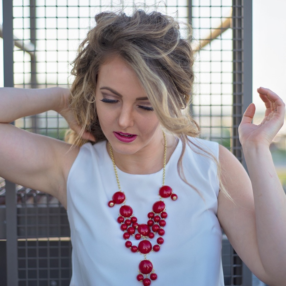 Chandelier bauble necklace